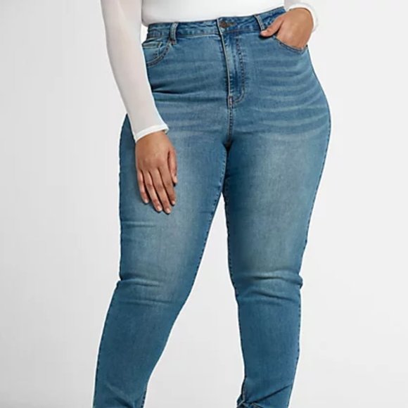 #29❤️ NWT Fashion to Figure Ankle Side tie Jeans - Picture 2 of 5